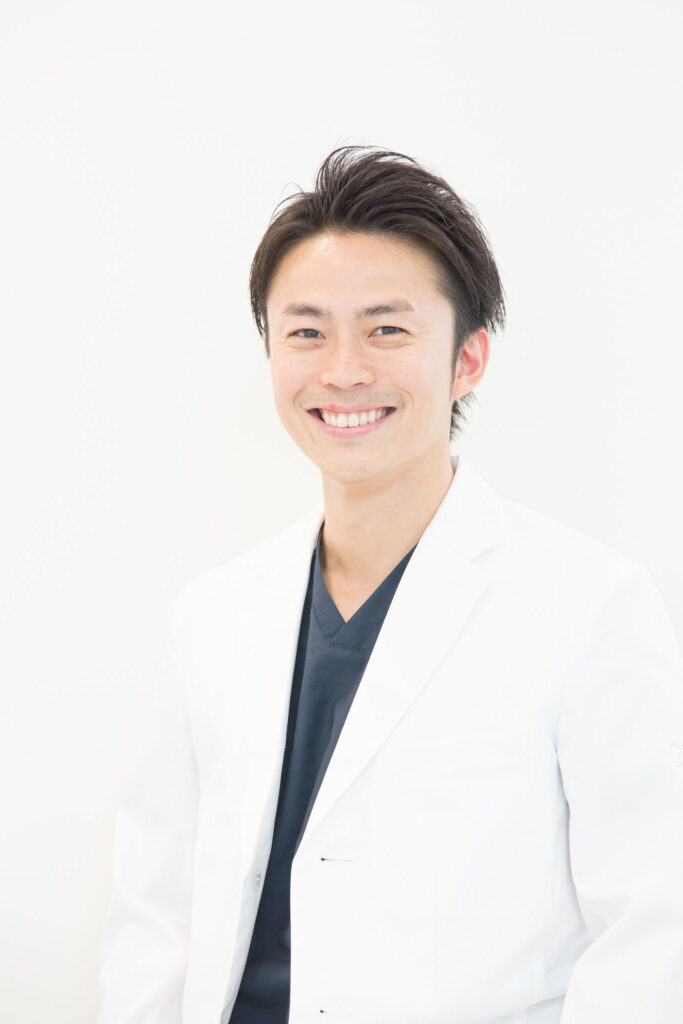 歯科医師：田口耕平